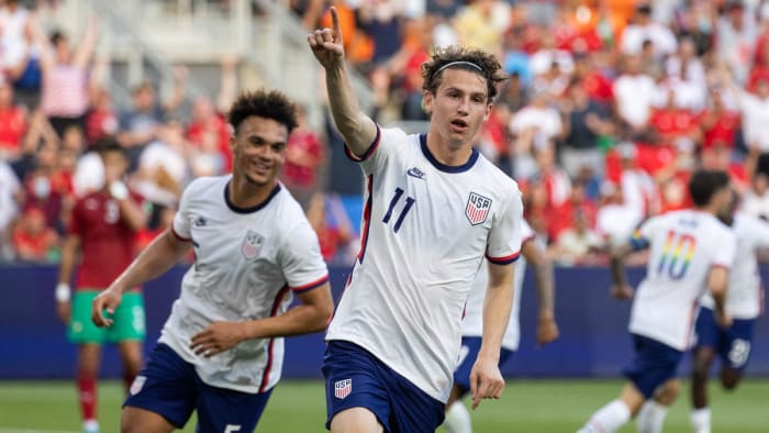 Brenden Aaronson scores the USMNT’s opener vs. Morocco